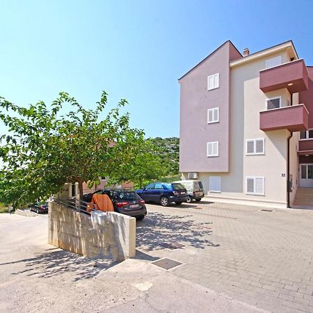 Apartmani Cezar Makarska Zewnętrze zdjęcie